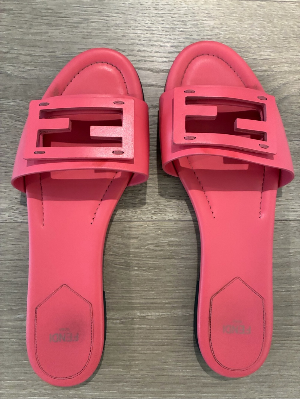 Fendi Coral Pink Logo Slide Mules